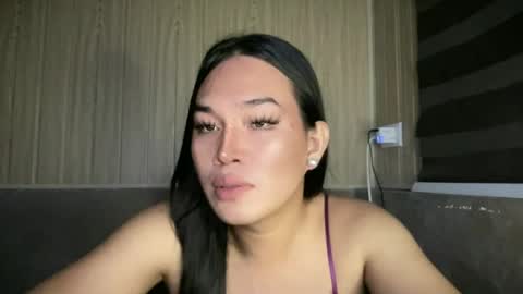 sweetgirl_rhainexxx online show from 07-21-26, 06:43