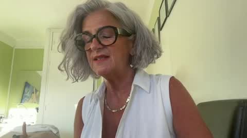 SweetHoneyMonica online show from 07-09-26, 05:33