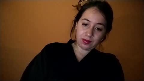 Ana Mara  i cant Make noise My family is here  online show from 04-20-26, 05:32