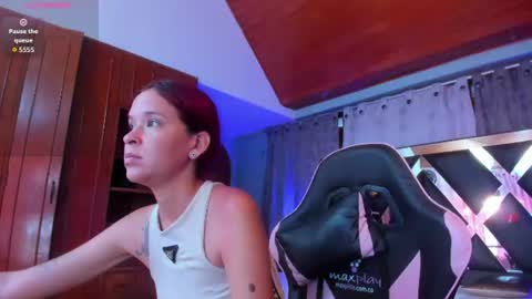 Snapshot of sweetie_foxx1 chatting on 06-27-26, 11:37 FOXXY online show from 06-27-26, 11:37
