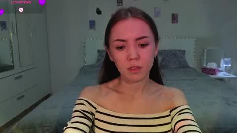 Snapshot of sweetieee_kira chatting on 06-18-26, 09:14 sweetieee_kira online show from 06-18-26, 09:14