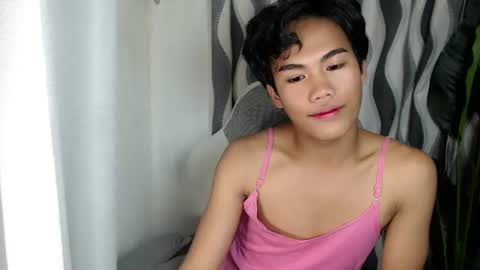 Snapshot of sweetiie_jewel chatting on 06-24-26, 06:23 sweetiie_jewel online show from 06-24-26, 06:23