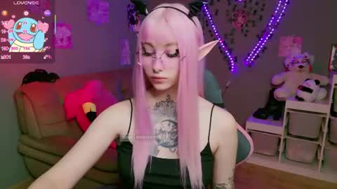 .  Felin  . online show from 07-19-26, 03:10