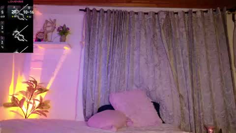 Snapshot of sweetletty_ chatting on 04-23-26, 11:51 Letty la traga semen lol online show from 04-23-26, 11:51