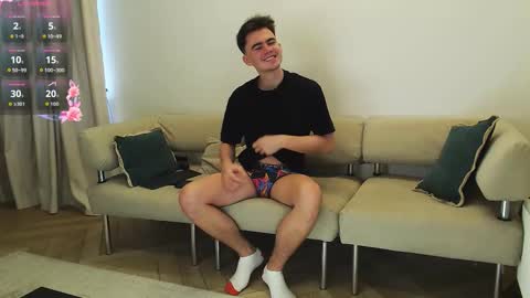 Snapshot of sweetlifeduo chatting on 02-09-26, 03:32 Alina and Pavel online show from 02-09-26, 03:32