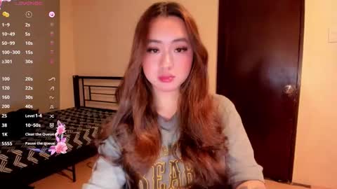Zoe online show from 05-15-26, 05:09