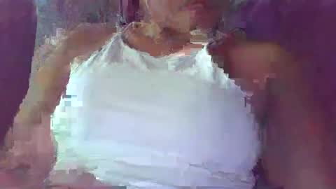 Snapshot of sweetlyraa chatting on 01-11-25, 02:09 SexyPInay with small tits online show from 01-11-25, 02:09