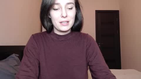 Mia online show from 03-18-26, 08:23