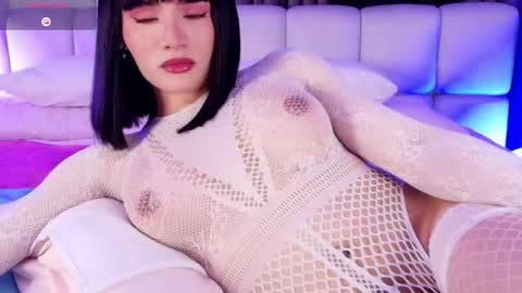 Snapshot of sweetmoon13 chatting on 05-10-26, 10:48 LUNA online show from 05-10-26, 10:48
