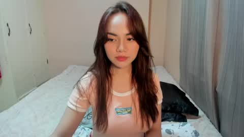 Snapshot of sweetnaughtyxxcandy chatting on 06-13-26, 03:54 Candy online show from 06-13-26, 03:54