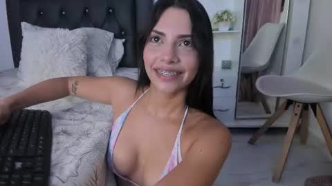 Snapshot of sweetnicky1 chatting on 07-14-26, 02:56 sweetnicky1 online show from 07-14-26, 02:56