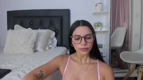 Snapshot of sweetnicky1 chatting on 07-27-26, 12:56 sweetnicky1 online show from 07-27-26, 12:56