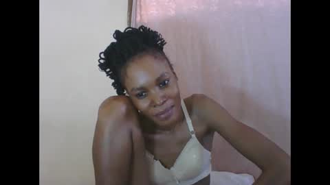 ESTHER online show from 03-26-26, 07:25