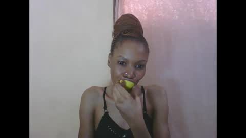 ESTHER online show from 04-08-26, 06:46