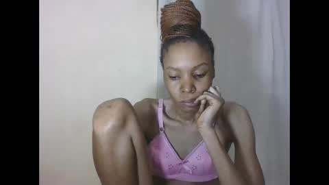 ESTHER online show from 04-21-26, 01:42