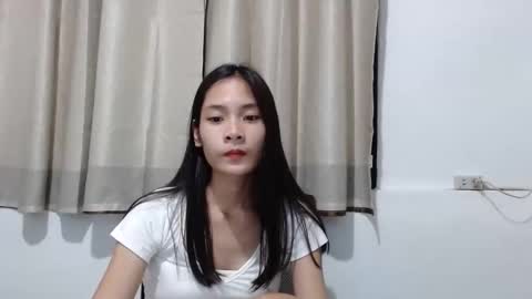 Mia online show from 12-06-24, 08:48