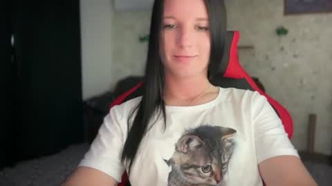 Sweet Shy online show from 07-08-26, 04:00