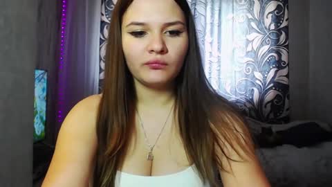 SweetTChloe online show from 05-13-26, 09:39