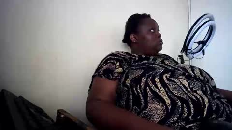 PEACHES online show from 04-08-26, 08:25