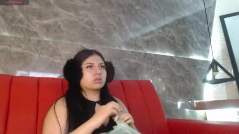 Snapshot of sweety_ashly chatting on 01-25-25, 05:19 Ashley 3 online show from 01-25-25, 05:19