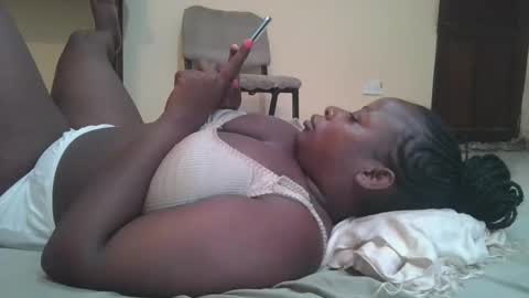 Snapshot of sweetyass25 chatting on 03-09-26, 06:06 sweetyass25 online show from 03-09-26, 06:06