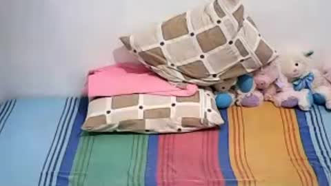 Snapshot of sweetyummygirl chatting on 06-13-26, 01:36 Sweetyummygirl online show from 06-13-26, 01:36