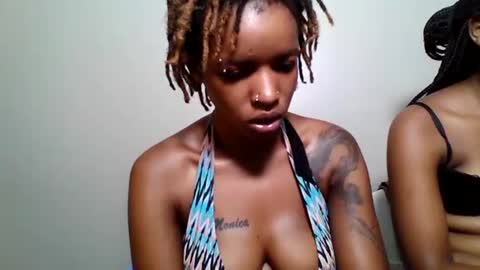 Snapshot of sweetz_candice chatting on 05-21-26, 06:37 sweetz_candice online show from 05-21-26, 06:37