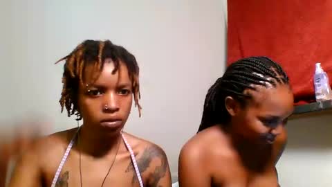 Snapshot of sweetz_candice chatting on 06-06-26, 12:49 sweetz_candice online show from 06-06-26, 12:49