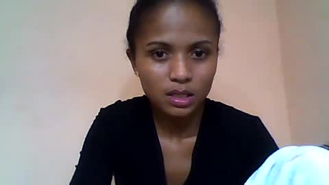 Snapshot of sylvaniah01 chatting on 06-08-26, 04:51 sylvaniah01 online show from 06-08-26, 04:51
