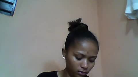 Snapshot of sylvaniah01 chatting on 06-22-26, 05:59 sylvaniah01 online show from 06-22-26, 05:59