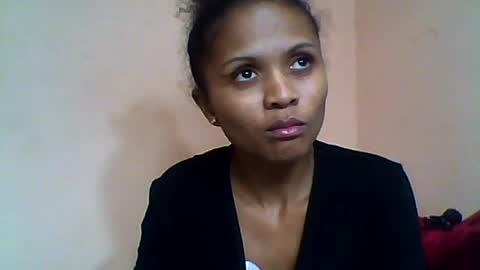Snapshot of sylvaniah01 chatting on 06-23-26, 04:05 sylvaniah01 online show from 06-23-26, 04:05