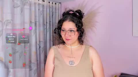 Snapshot of sylvara_bx chatting on 06-23-26, 12:03 online show from 06-23-26, 12:03