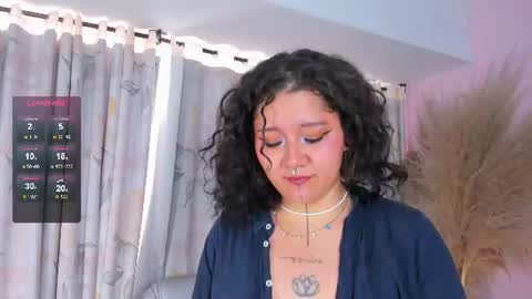 Snapshot of sylvara_bx chatting on 06-30-26, 11:55 online show from 06-30-26, 11:55