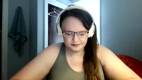 sylviexxxfun online show from 07-24-26, 08:18