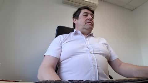 sympa_trique online show from 06-11-26, 06:33