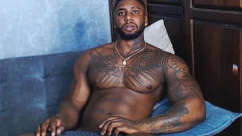 Tairon Tucke online show from 12-28-24, 10:55