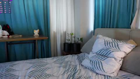 Snapshot of taithelme chatting on 04-06-26, 03:04 Molly online show from 04-06-26, 03:04