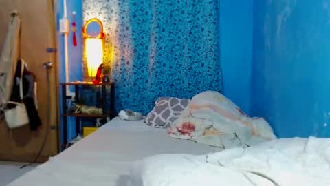 Snapshot of takemetoheavenbaby chatting on 04-20-26, 04:54 anne online show from 04-20-26, 04:54
