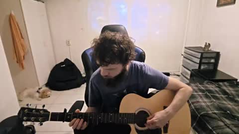 Snapshot of talenjames chatting on 05-11-26, 06:27 Talen James online show from 05-11-26, 06:27