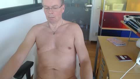 Tall daddy online show from 05-05-26, 12:02