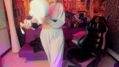 Tamara online show from 03-19-26, 09:24