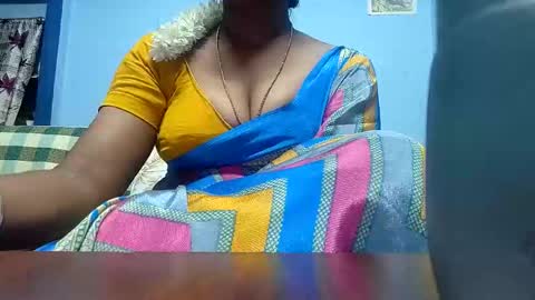 Snapshot of tamilmadhi520 chatting on 05-22-26, 05:40 tamilmadhi520 online show from 05-22-26, 05:40