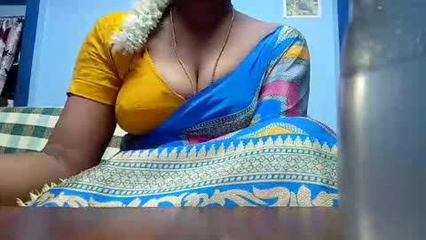 Snapshot of tamilmadhi520 chatting on 05-23-26, 05:45 tamilmadhi520 online show from 05-23-26, 05:45