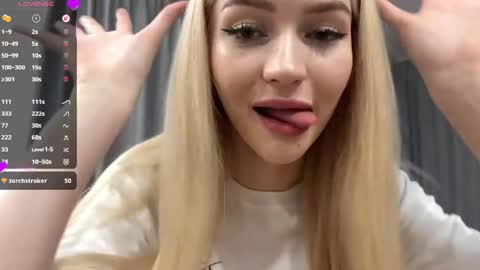 Melissa online show from 05-06-26, 12:43