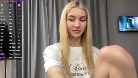 Melissa online show from 05-24-26, 01:27