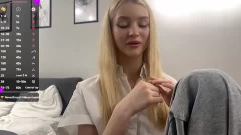 Melissa online show from 06-10-26, 02:16