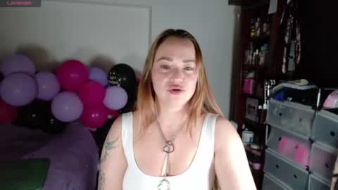 Tammy Parker online show from 06-13-26, 09:18