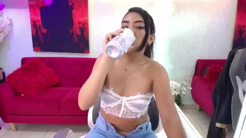 Snapshot of tammy_petit chatting on 04-24-26, 11:07 Tammy online show from 04-24-26, 11:07
