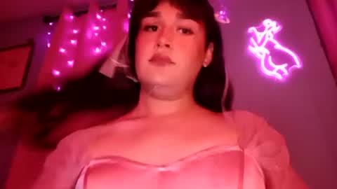 Snapshot of tanabelle56 chatting on 07-27-26, 04:41 tanabelle56 online show from 07-27-26, 04:41