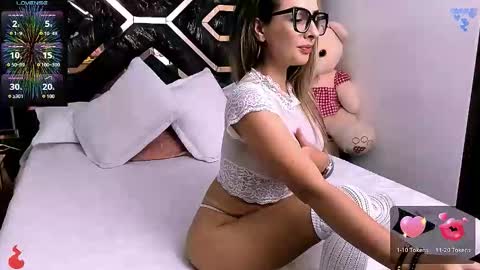 Snapshot of tania_white chatting on 02-03-26, 02:10 Tania online show from 02-03-26, 02:10